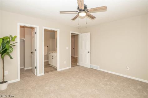 1290 Patriot Place SW Massillon OH 44647