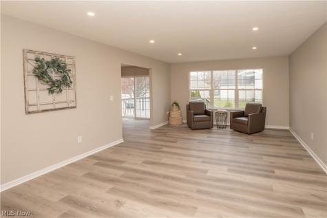 1290 Patriot Place SW Massillon OH 44647