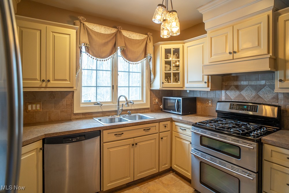 583 Sumatra Avenue Akron OH 44305