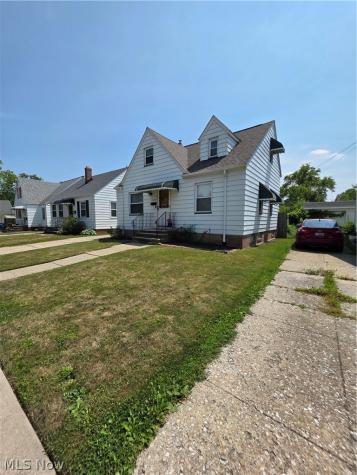 13445 Wainstead Avenue Cleveland OH 44111