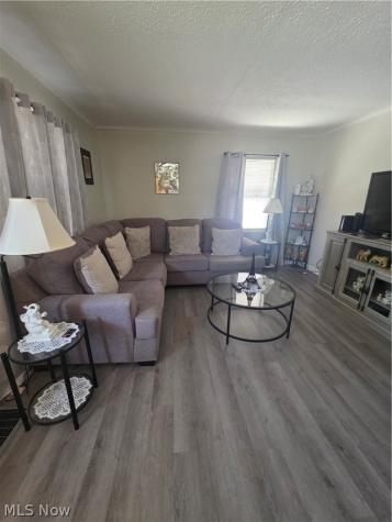 13445 Wainstead Avenue Cleveland OH 44111
