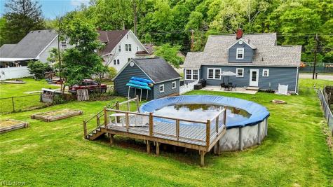1324 Colegate Drive Marietta OH 45750