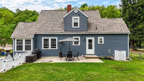 1324 Colegate Drive Marietta OH 45750