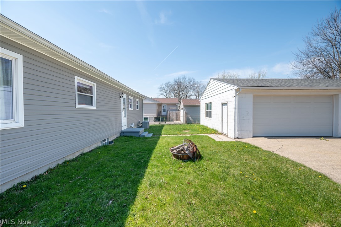 739 Notre Dame Avenue Austintown OH 44515