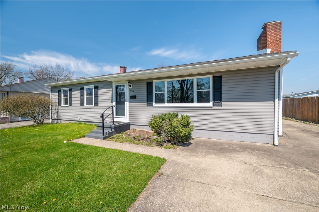 739 Notre Dame Avenue Austintown OH 44515