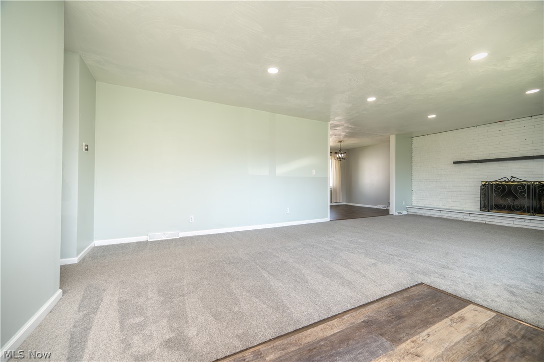 739 Notre Dame Avenue Austintown OH 44515