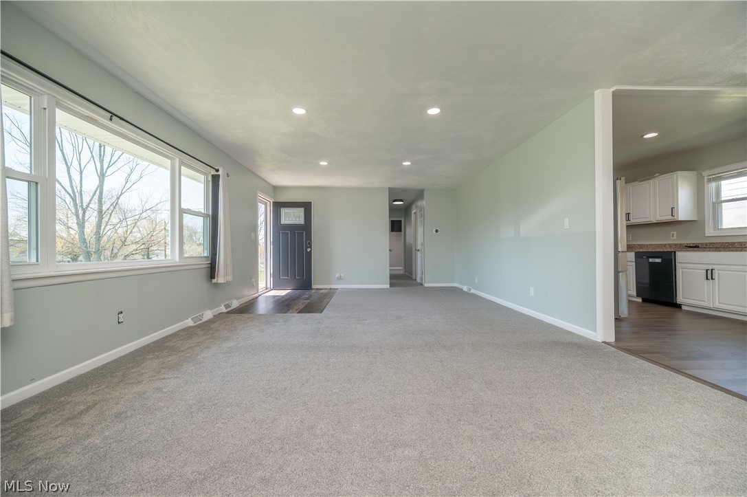 739 Notre Dame Avenue Austintown OH 44515