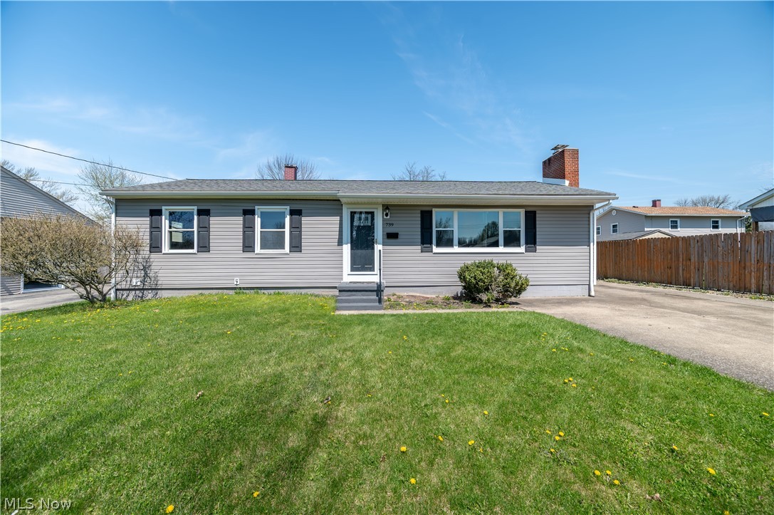 739 Notre Dame Avenue Austintown OH 44515