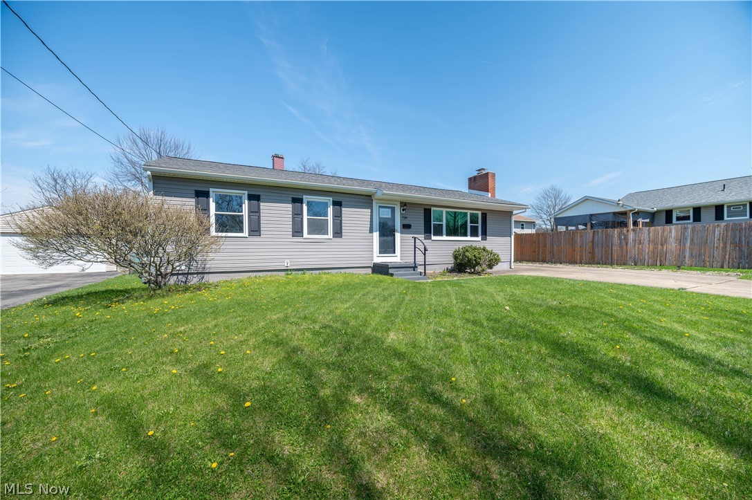 739 Notre Dame Avenue Austintown OH 44515