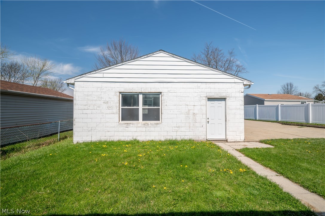 739 Notre Dame Avenue Austintown OH 44515