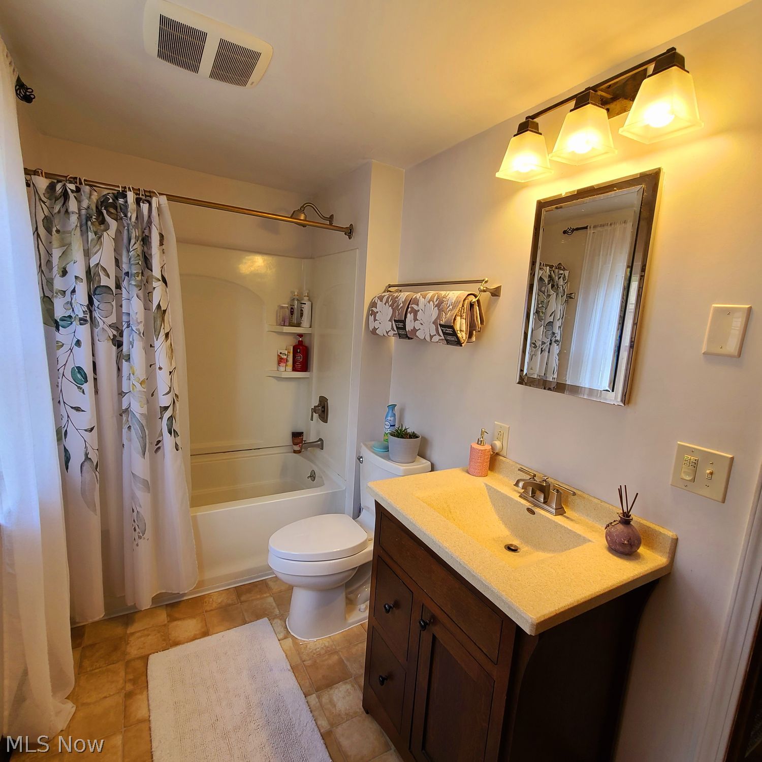 4935 Henry Street Garfield Heights OH 44125