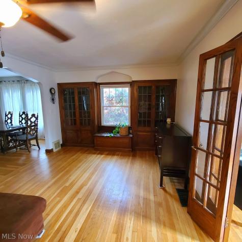 4935 Henry Street Garfield Heights OH 44125