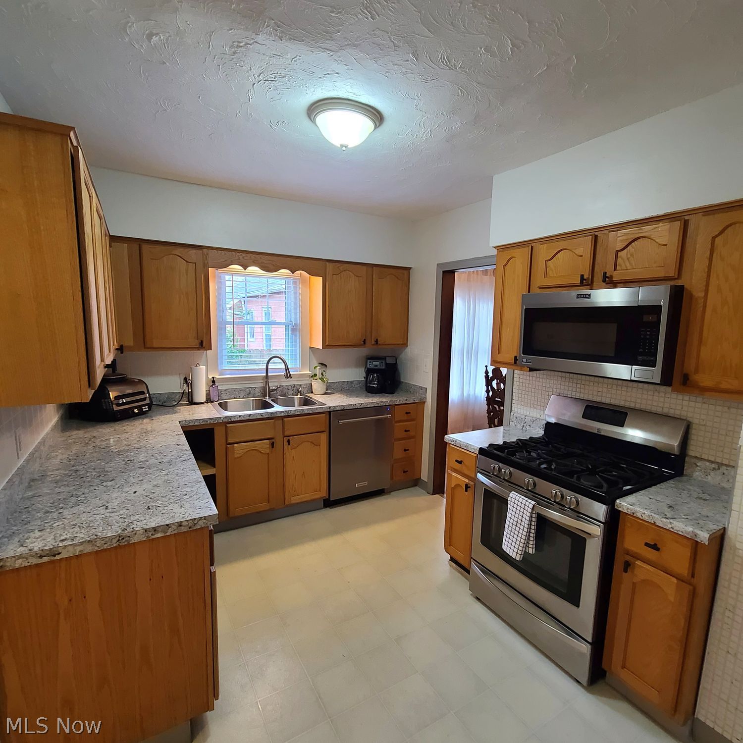 4935 Henry Street Garfield Heights OH 44125