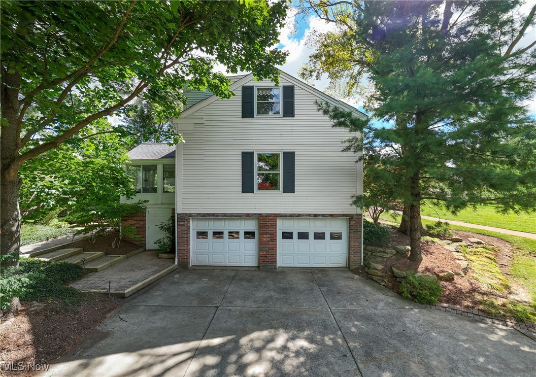 181 Ben Shaw Road Aurora OH 44202