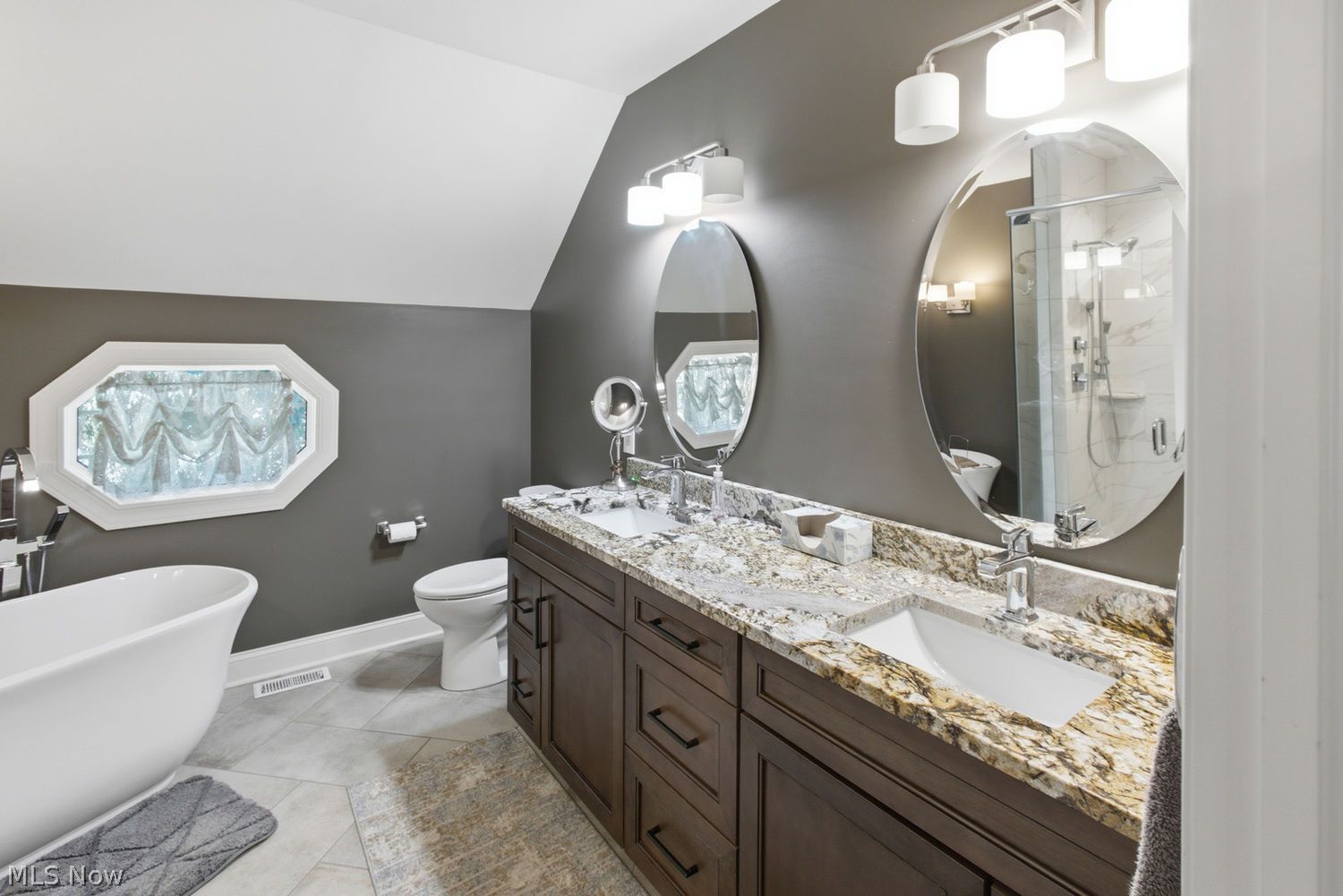11685 Lancaster Chagrin Falls OH 44023