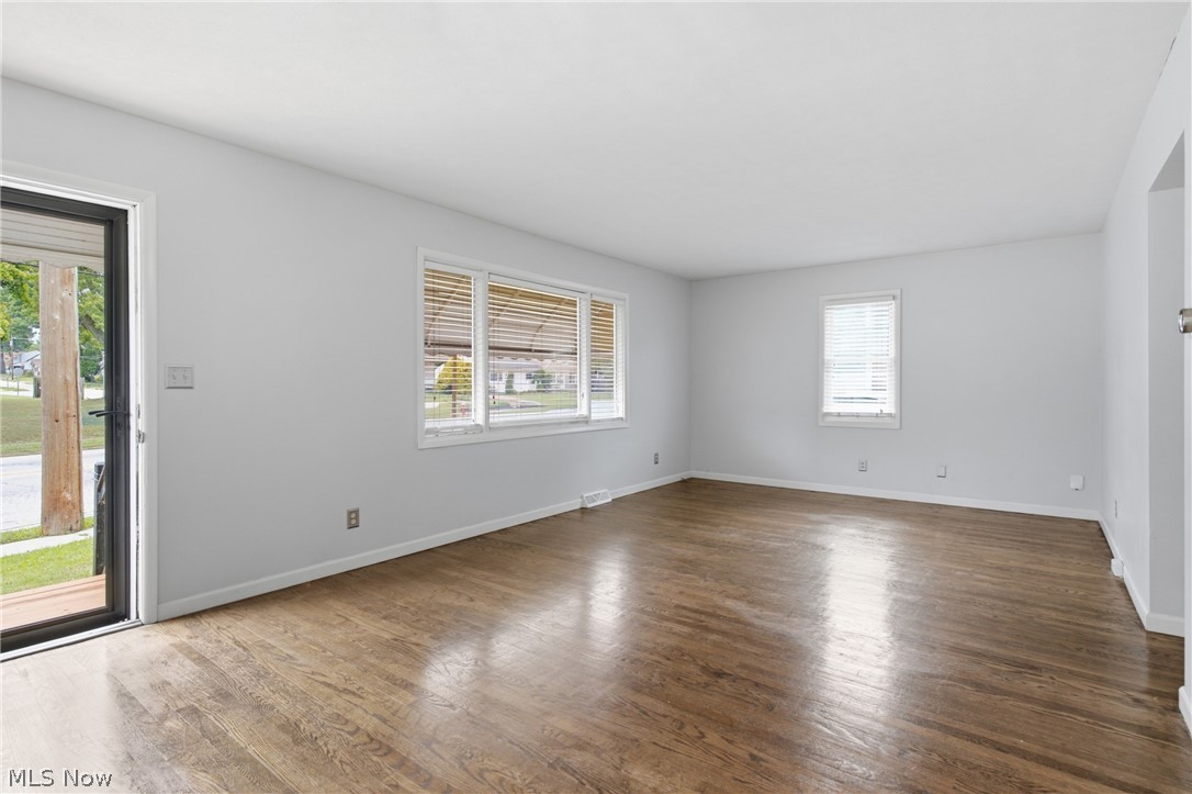 2849 Hudson Drive Cuyahoga Falls OH 44221