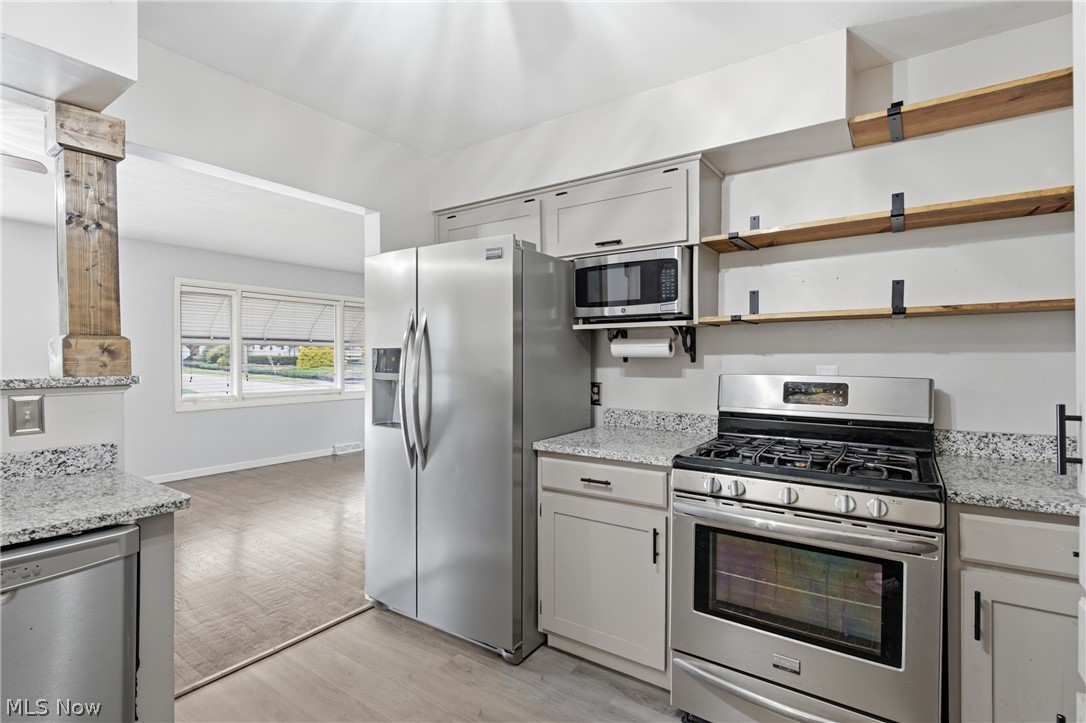 2849 Hudson Drive Cuyahoga Falls OH 44221