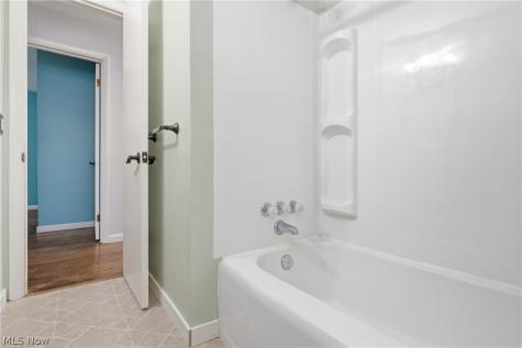 2849 Hudson Drive Cuyahoga Falls OH 44221