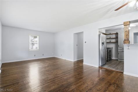 2849 Hudson Drive Cuyahoga Falls OH 44221