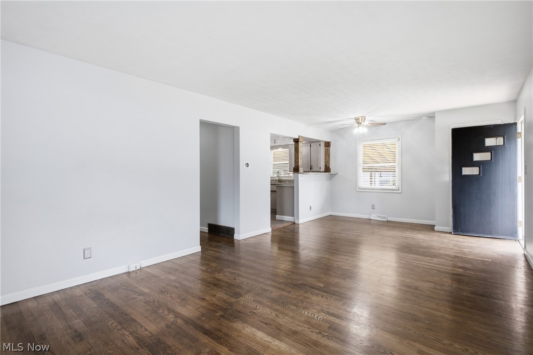 2849 Hudson Drive Cuyahoga Falls OH 44221