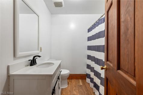 22525 Smith Northwest Road North Benton OH 44449