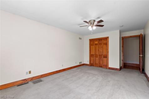 22525 Smith Northwest Road North Benton OH 44449