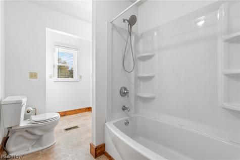 22525 Smith Northwest Road North Benton OH 44449