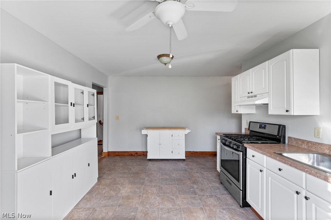 22525 Smith Northwest Road North Benton OH 44449