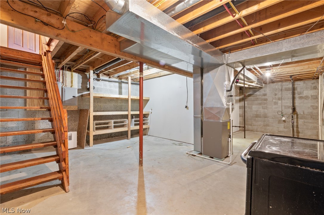 22525 Smith Northwest Road North Benton OH 44449