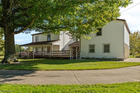 22525 Smith Northwest Road North Benton OH 44449