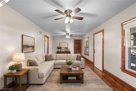 22525 Smith Northwest Road North Benton OH 44449