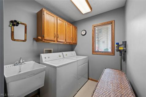 10683 Tudor Circle North Royalton OH 44133