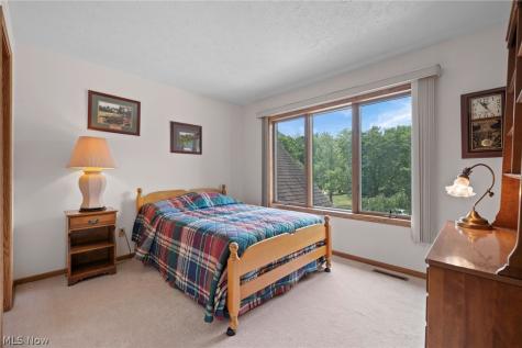 10683 Tudor Circle North Royalton OH 44133