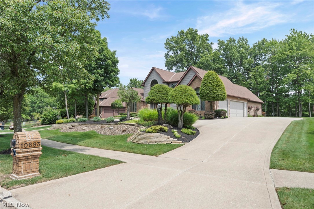 10683 Tudor Circle North Royalton OH 44133