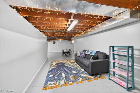 28620 Bassett Road Westlake OH 44145