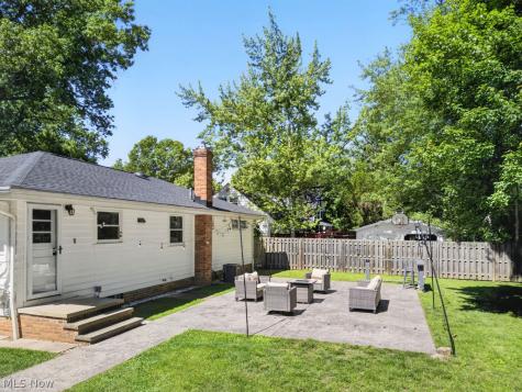 28620 Bassett Road Westlake OH 44145