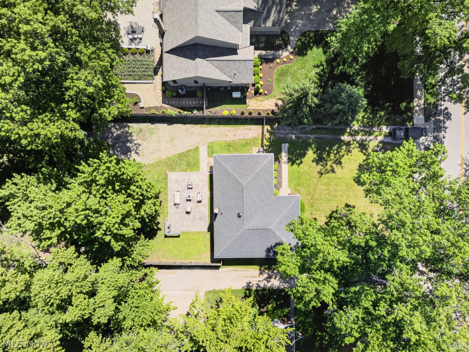 28620 Bassett Road Westlake OH 44145