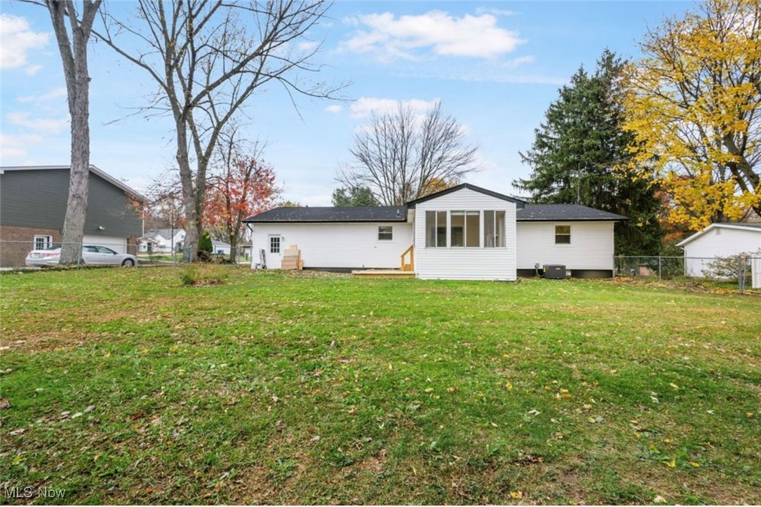 2057 Darnell Drive Coventry OH 44319