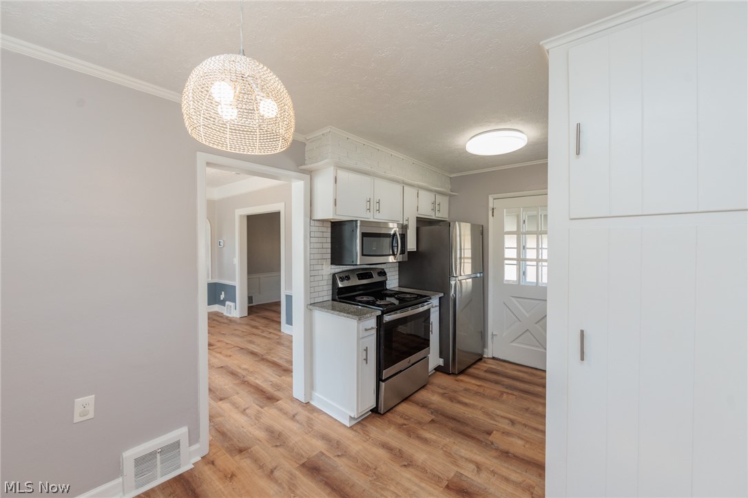 19251 Abby Avenue Euclid OH 44119