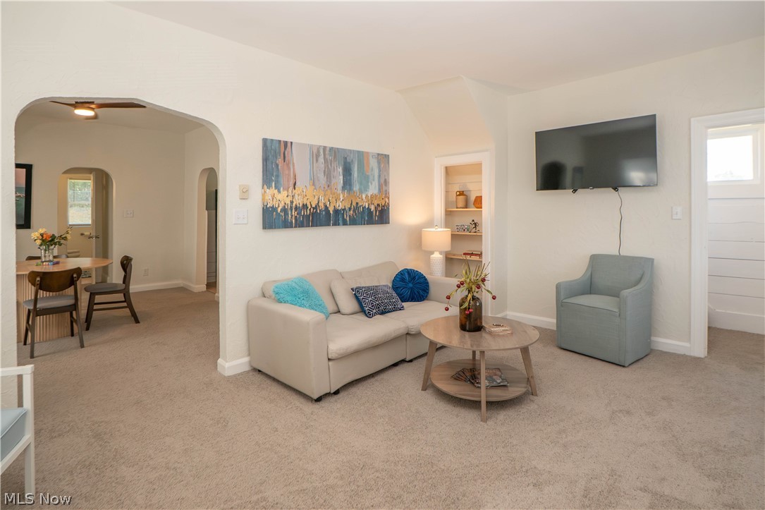 2413 Clearview Avenue NW Canton OH 44708