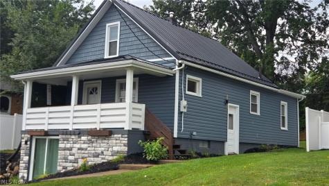 2413 Clearview Avenue NW Canton OH 44708