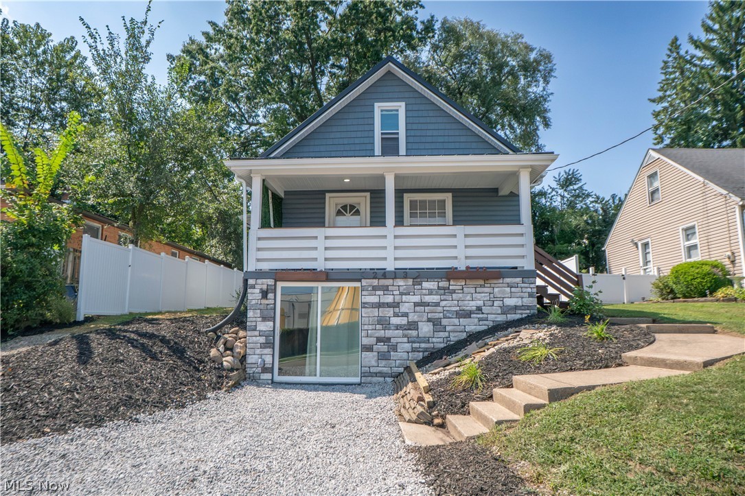 2413 Clearview Avenue NW Canton OH 44708