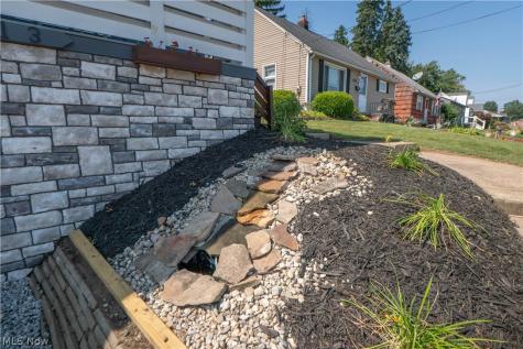 2413 Clearview Avenue NW Canton OH 44708