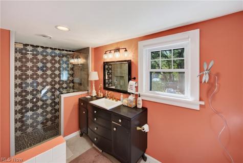 2770 Tifft Street Cuyahoga Falls OH 44221