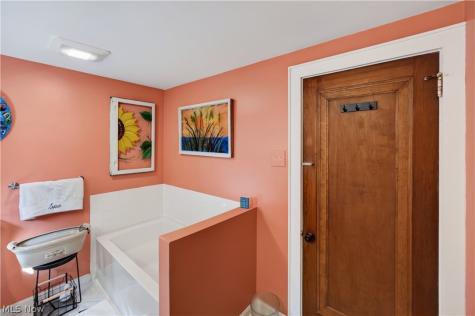 2770 Tifft Street Cuyahoga Falls OH 44221