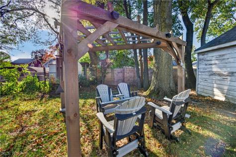 2770 Tifft Street Cuyahoga Falls OH 44221