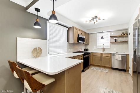 4046 Colony Road South Euclid OH 44121