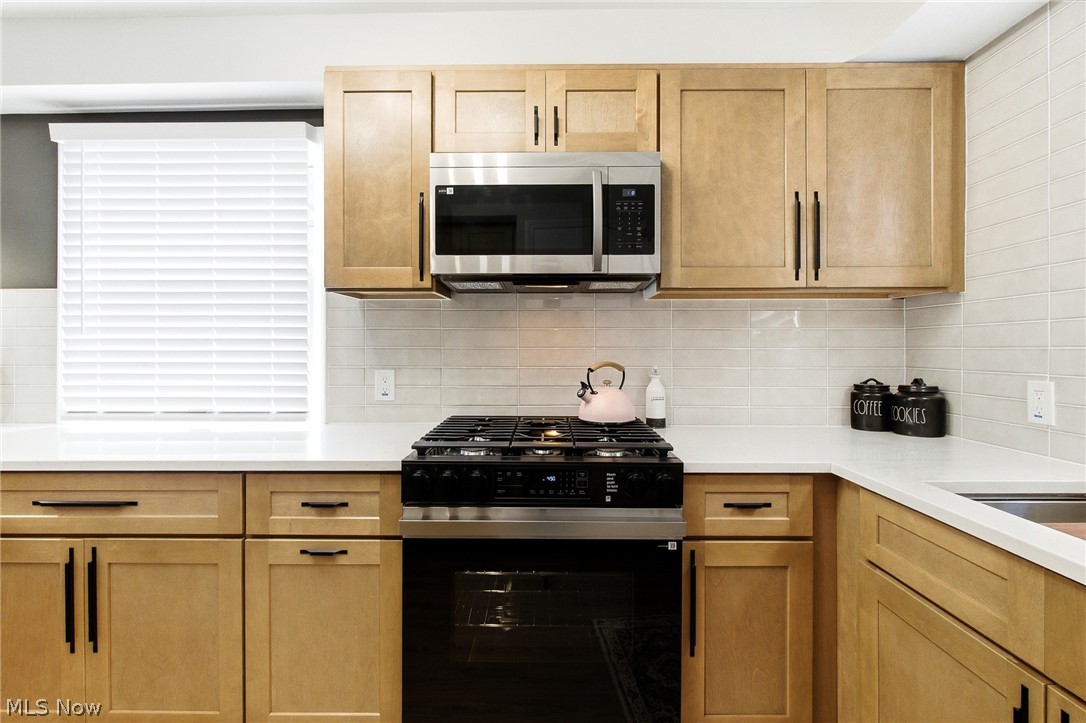 4046 Colony Road South Euclid OH 44121