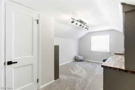 4046 Colony Road South Euclid OH 44121