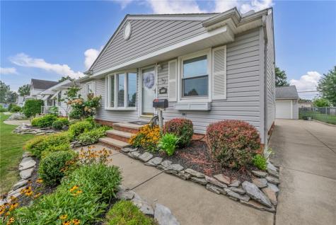 710 Bayridge Boulevard Willowick OH 44095